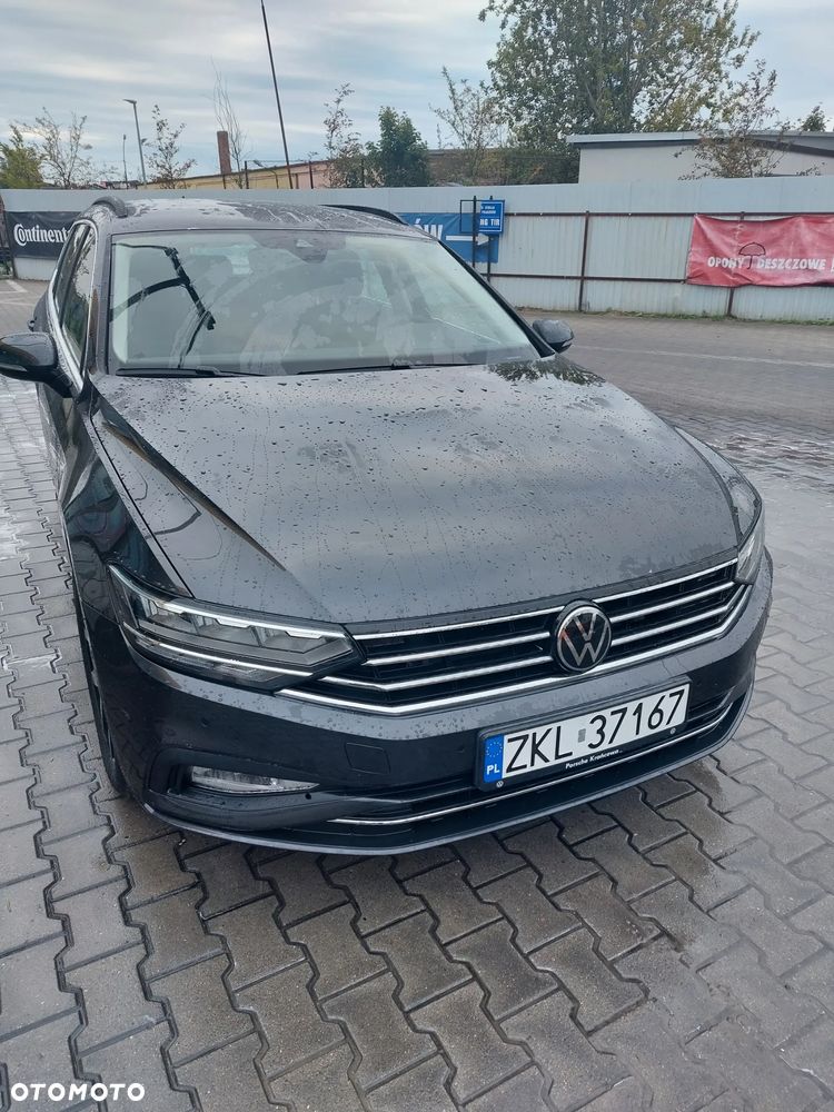 Volkswagen Passat - 2