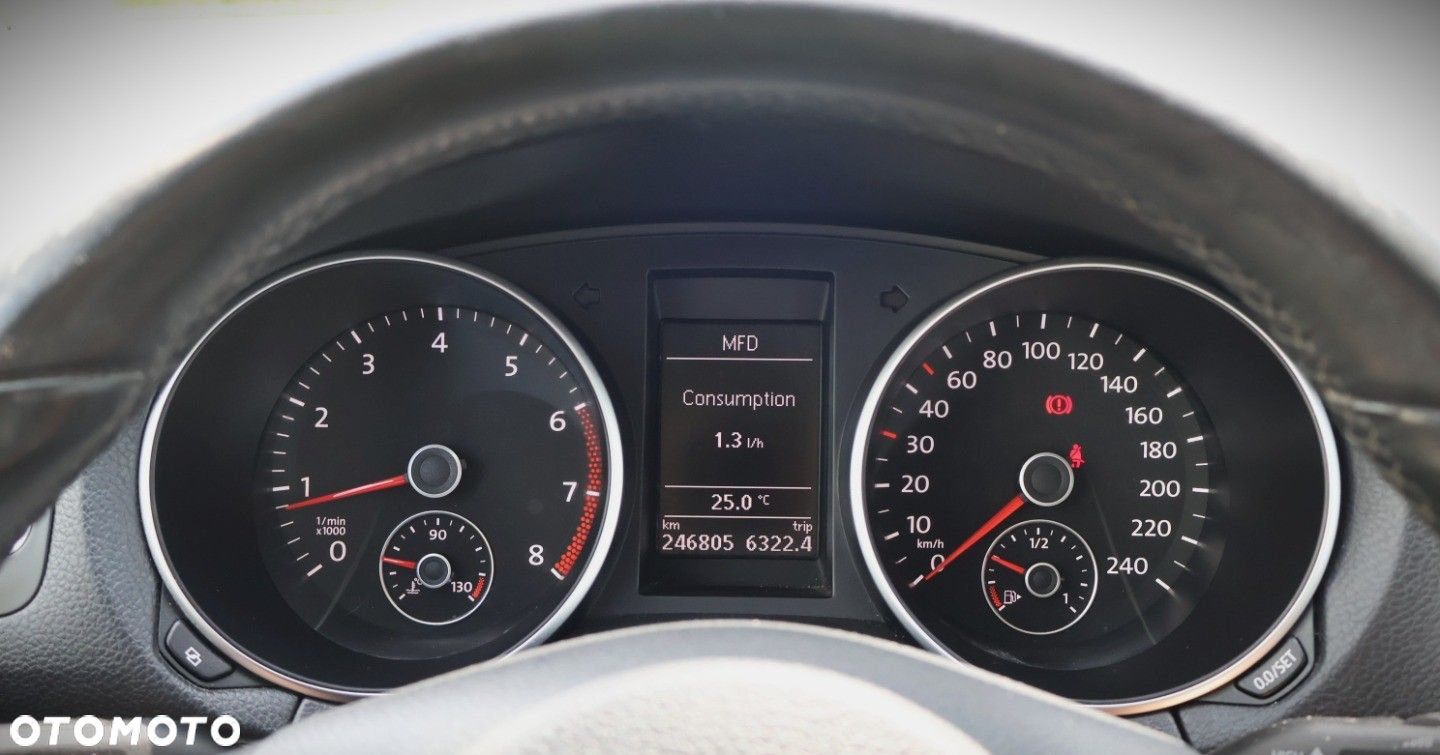 Volkswagen Golf - 20