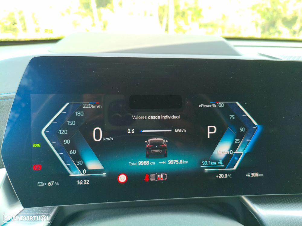 BMW iX2 eDrive20 Pack Desportivo M Pro - 26