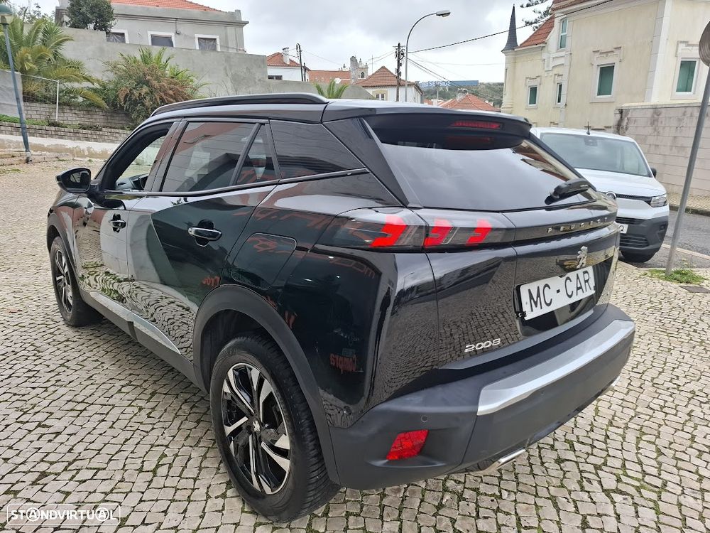 Peugeot 2008 1.2 PureTech GT Line - 4