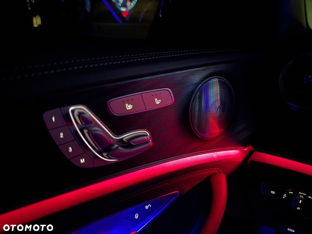 Mercedes-Benz Klasa E 220 d 4-Matic Exclusive - 13