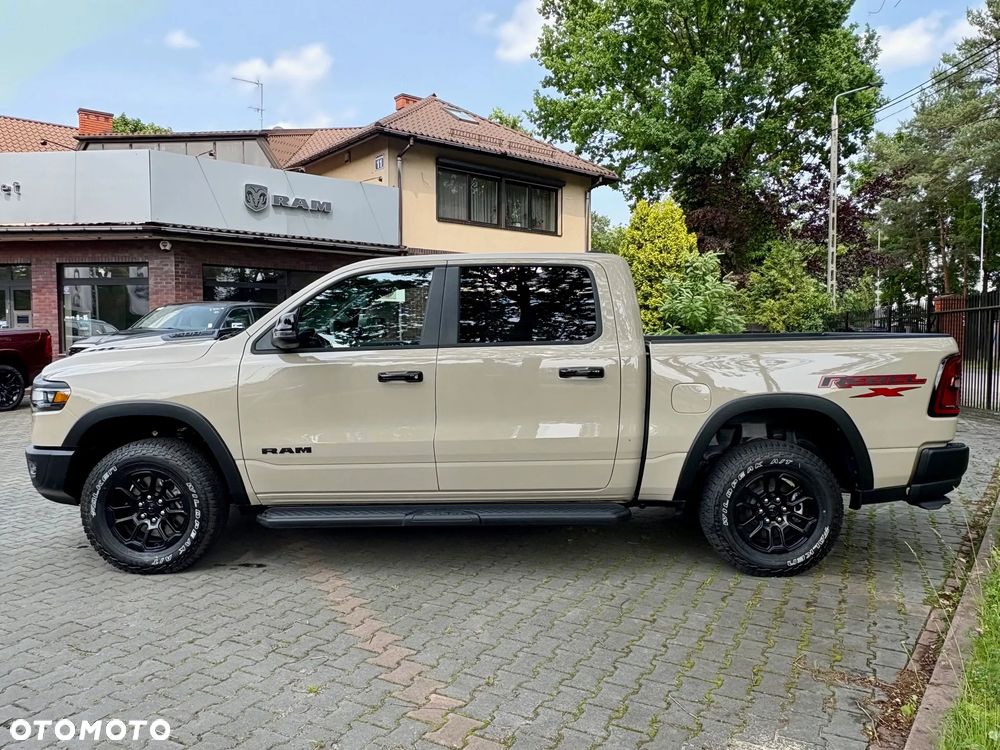 RAM 1500 - 8