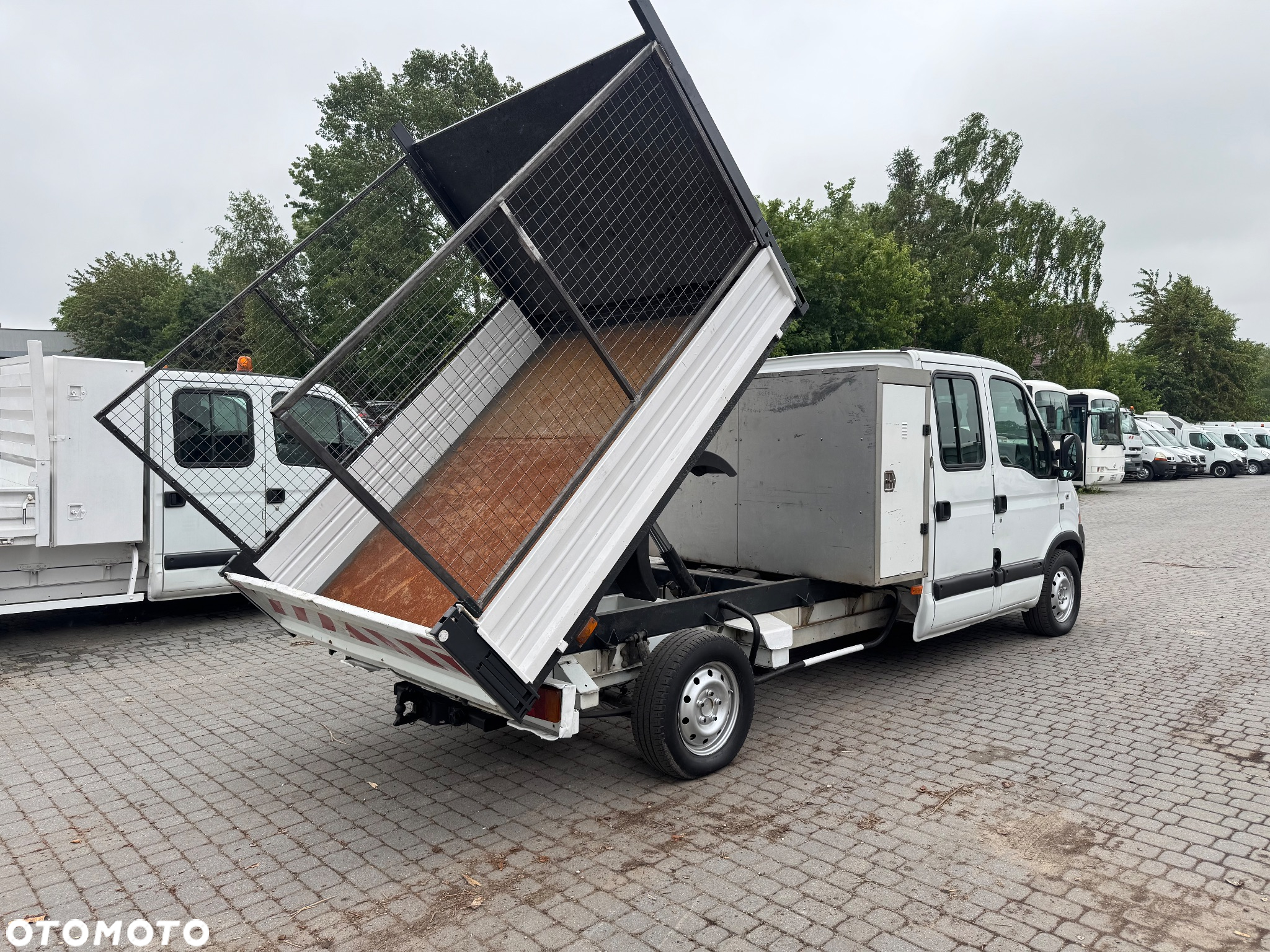 Renault Master 2009 r. kraty wywóz liści Wywrotka Kiper Brygadówka 7 Osobowy Dubelkabina Dobelkabina Wywrot Doka - 5