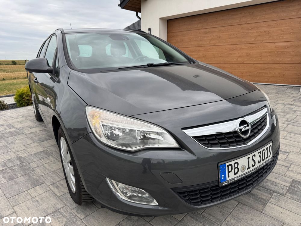 Opel Astra 1.4 T Essentia - 7