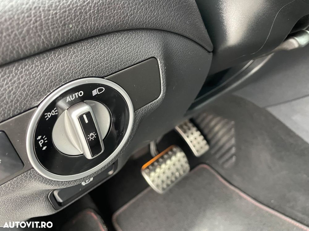 Mercedes-Benz CLA Shooting Brake 220 (CDI) d 7G-DCT AMG Line - 30