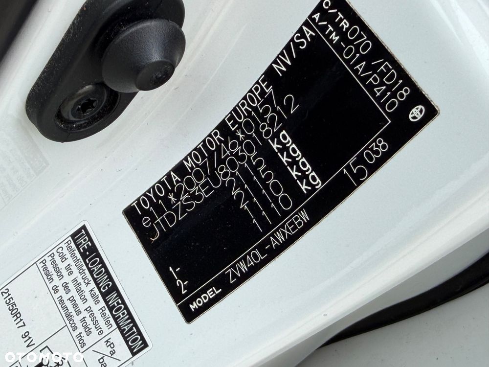 Toyota Prius+ (Hybrid) Comfort - 32