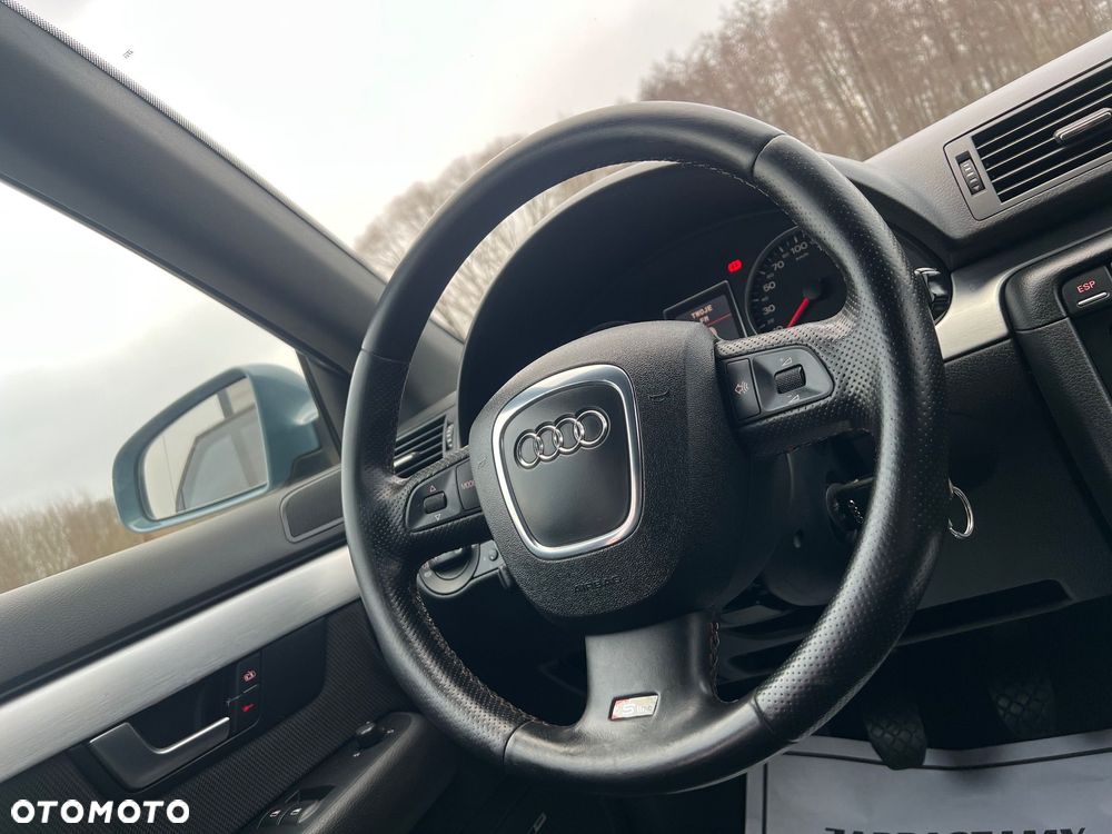 Audi A4 Avant 2.0 TDI DPF - 25