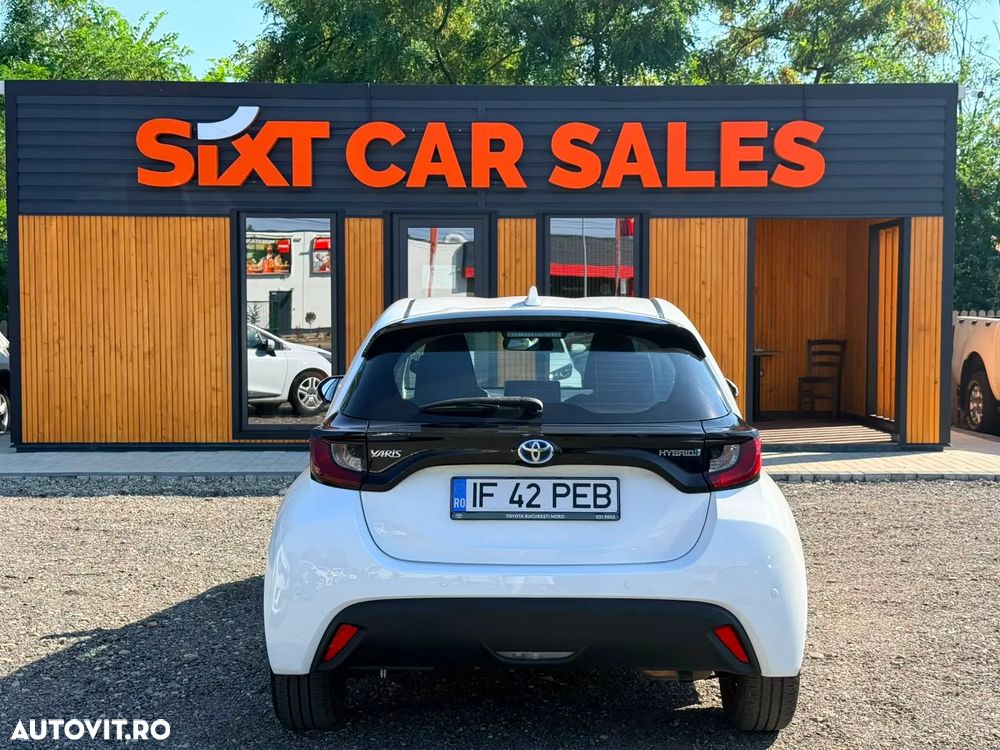 Toyota Yaris - 10