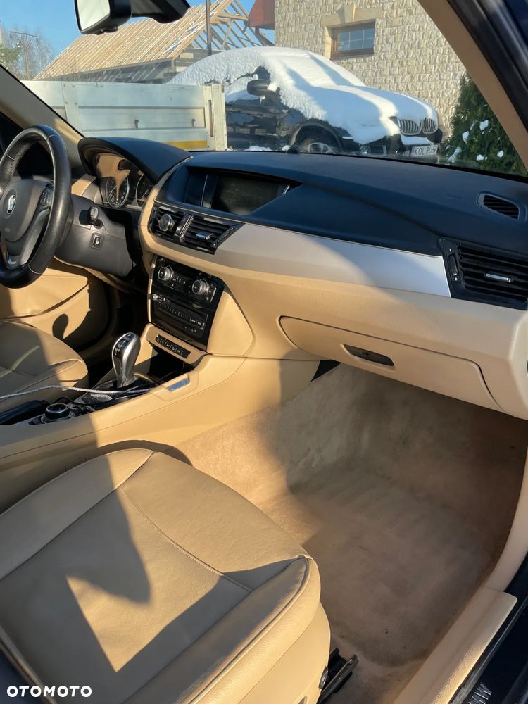 BMW X1 xDrive28i - 10