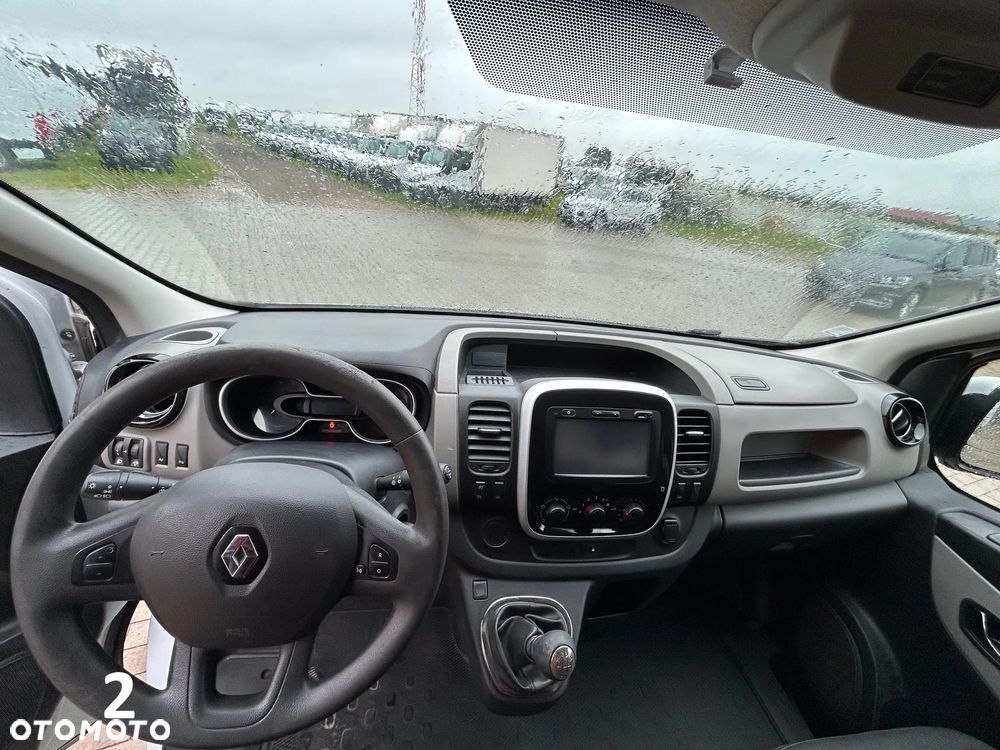 Renault Trafic - 19