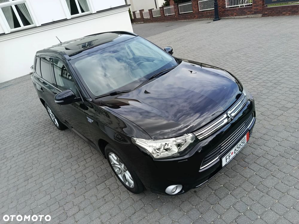 Mitsubishi Outlander 2.0 4WD Plus - 19