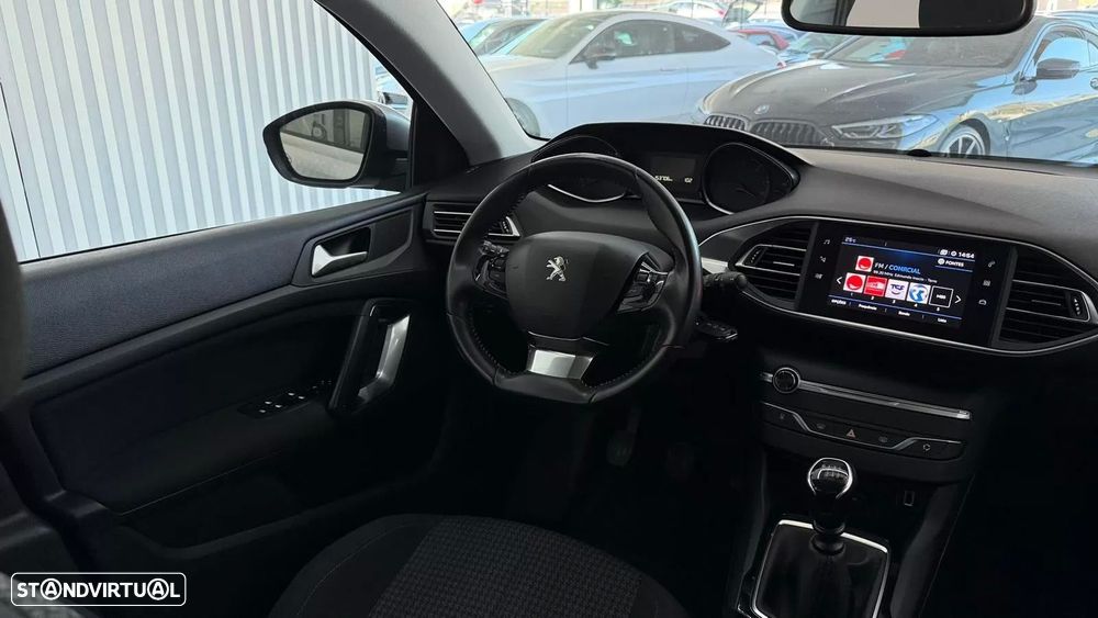 Peugeot 308 SW 1.5 BlueHDi Style - 31