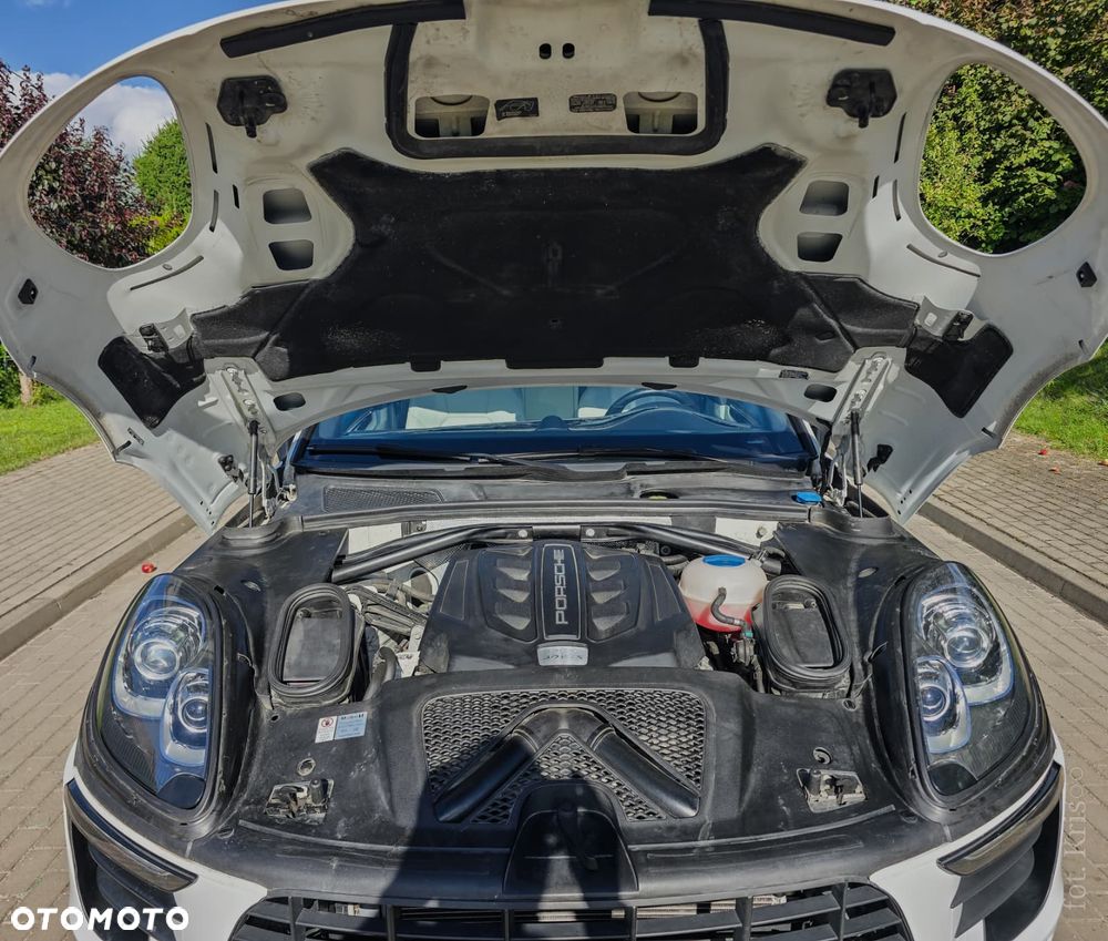 Porsche Macan S - 17