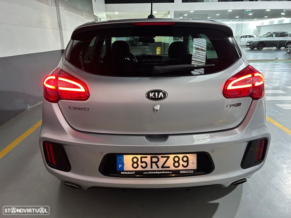 Kia Ceed 1.6 CRDi GT Line - 8