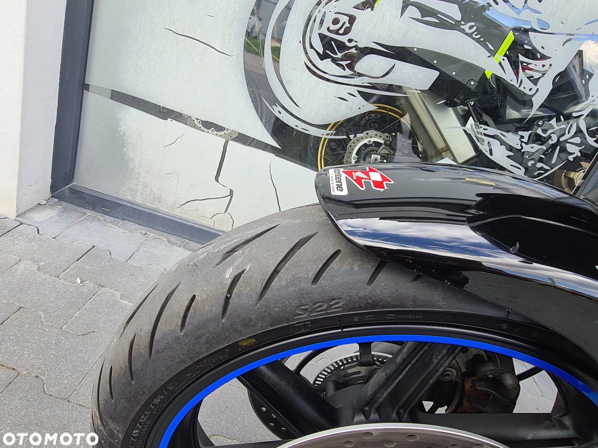 Honda CBF - 16