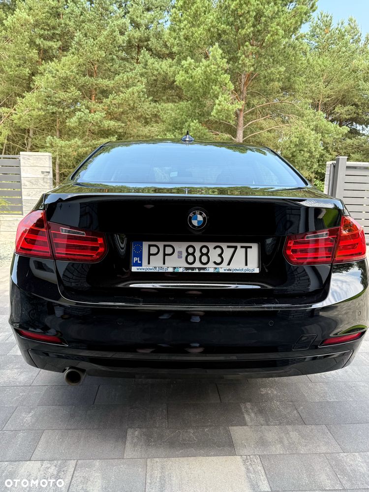 BMW 3 Series 2013 photo 4