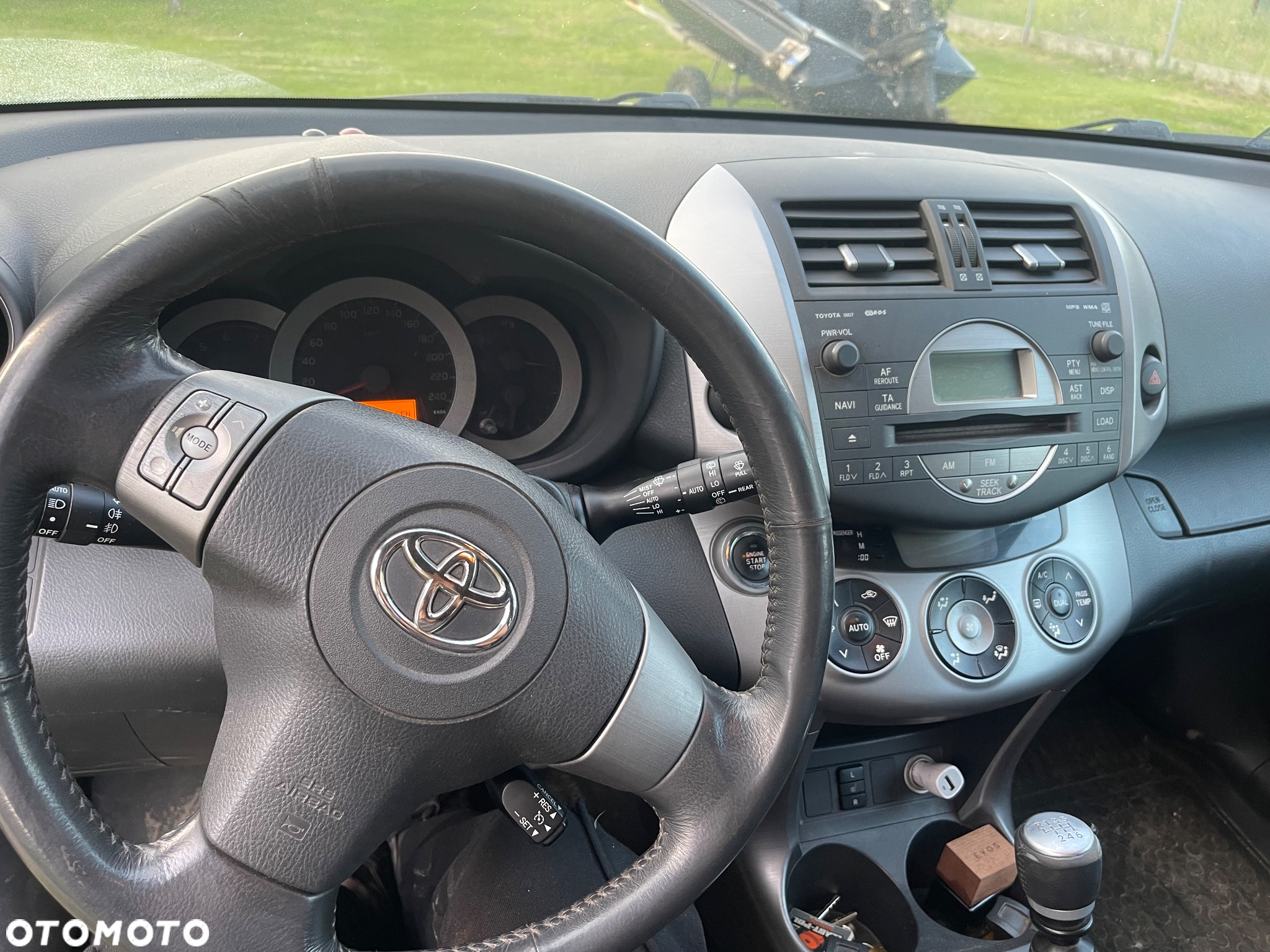 Toyota RAV4 2.2 D-4D X - 15