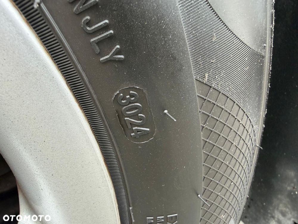 BMW Seria 5 525d - 7