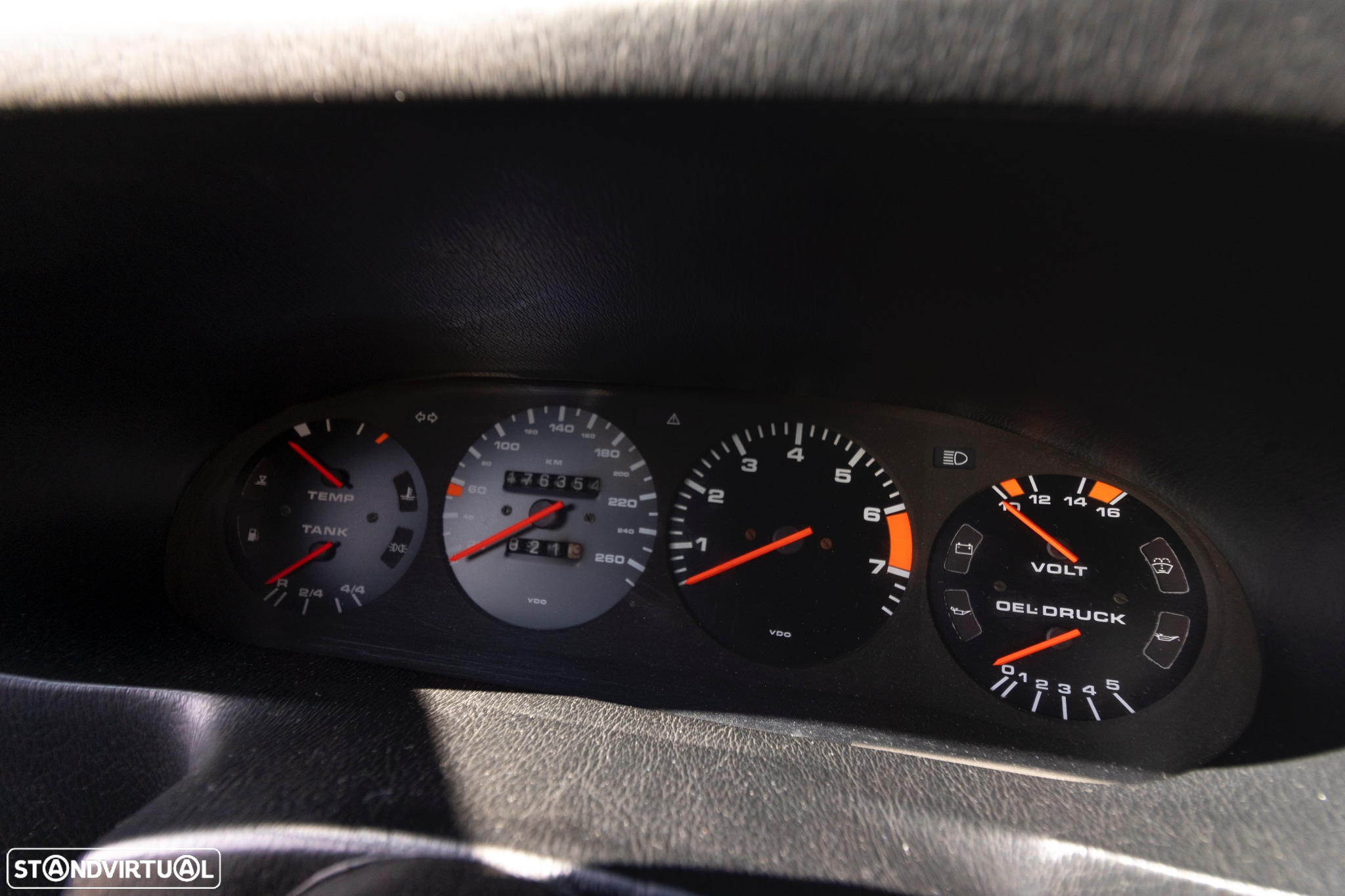 Porsche 928 - 19