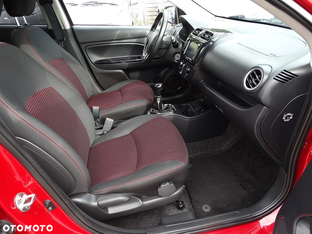 Mitsubishi Space Star 1.2 AS&G Intense - 29