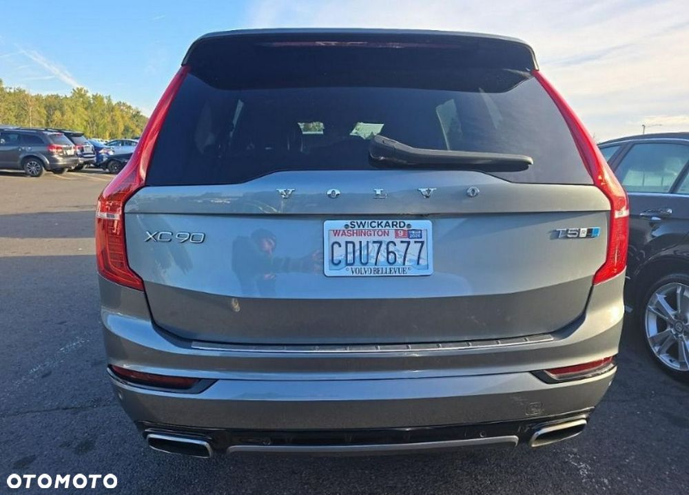 Volvo XC 90 - 4