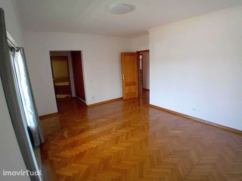 Moradia T4 com piscina em Brejos de Azeitão - Grande imagem: 5/12