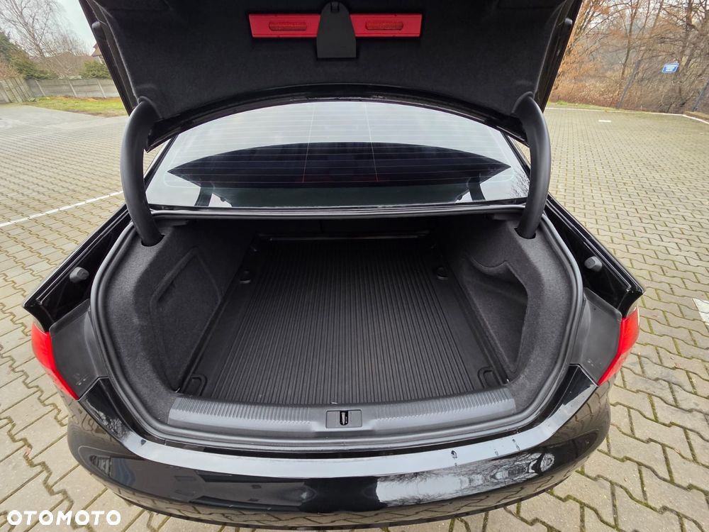 Audi A4 Limousine - 22