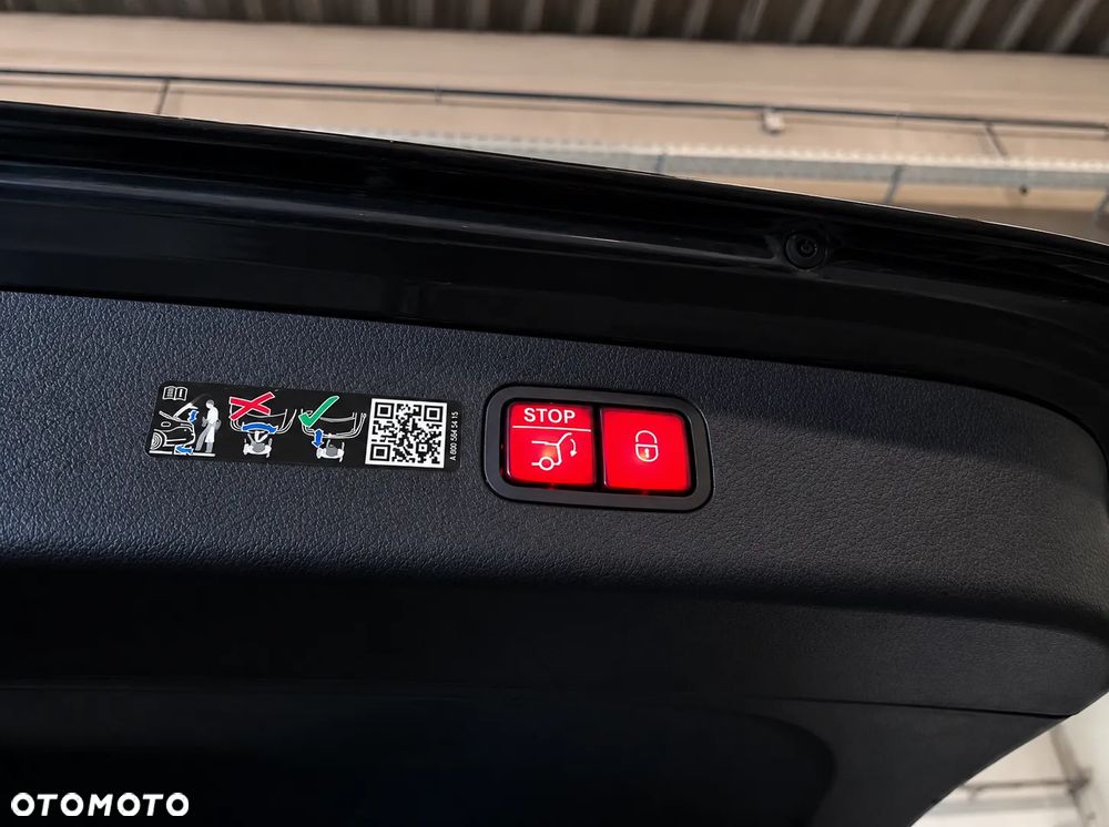 Mercedes-Benz Klasa E 220 d mHEV AMG 9G-Tronic - 14