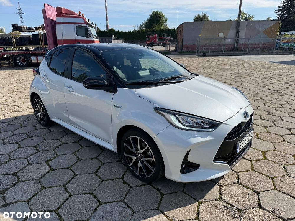 Toyota Yaris Hybrid 1.5 Selection Style - 1