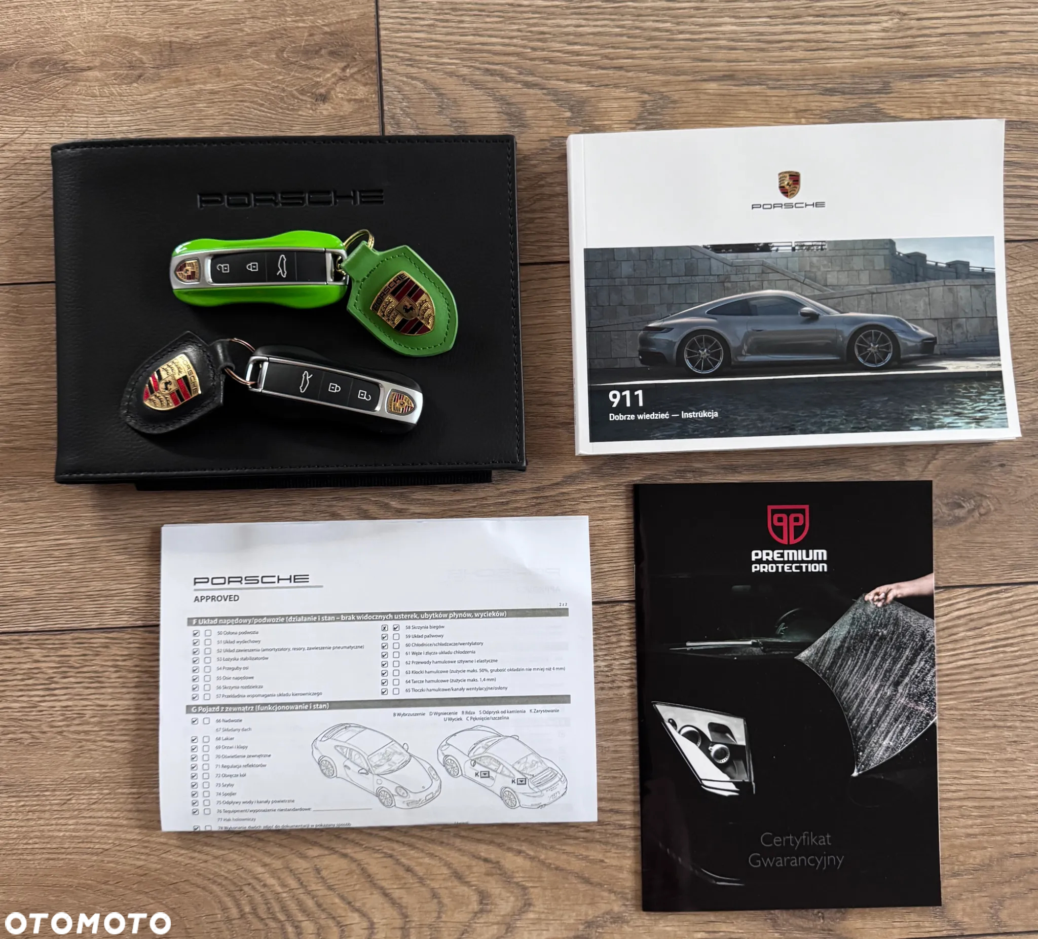 Porsche 911 Carrera 4 - 7