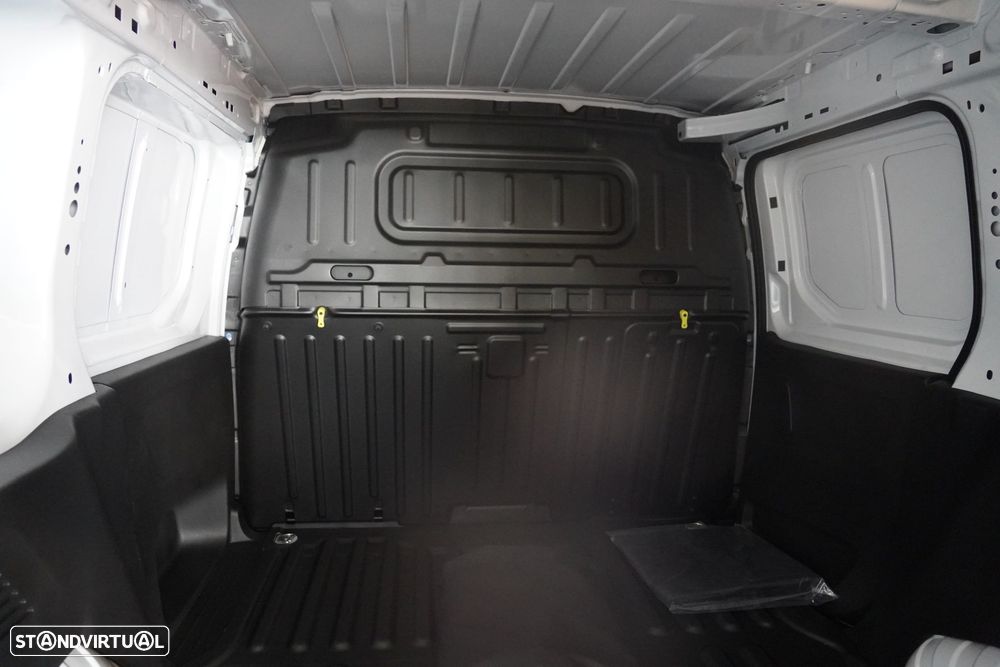 Peugeot e-Partner 50 kWh M Standard - 33