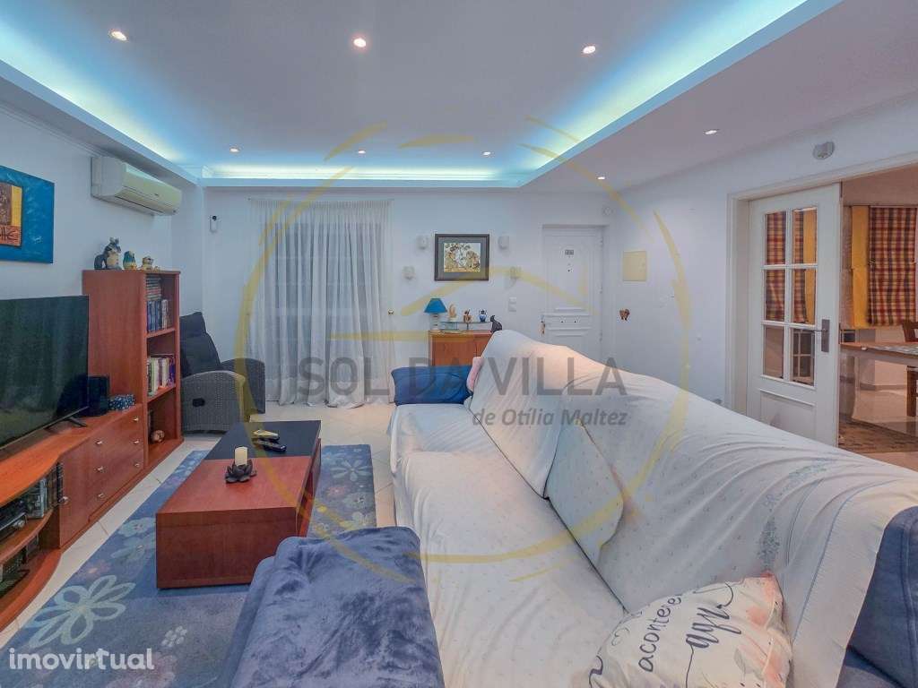 Moradia Geminada T3+2 com garagem - Quinta do Conde - 395.000€ - Grande imagem: 3/30