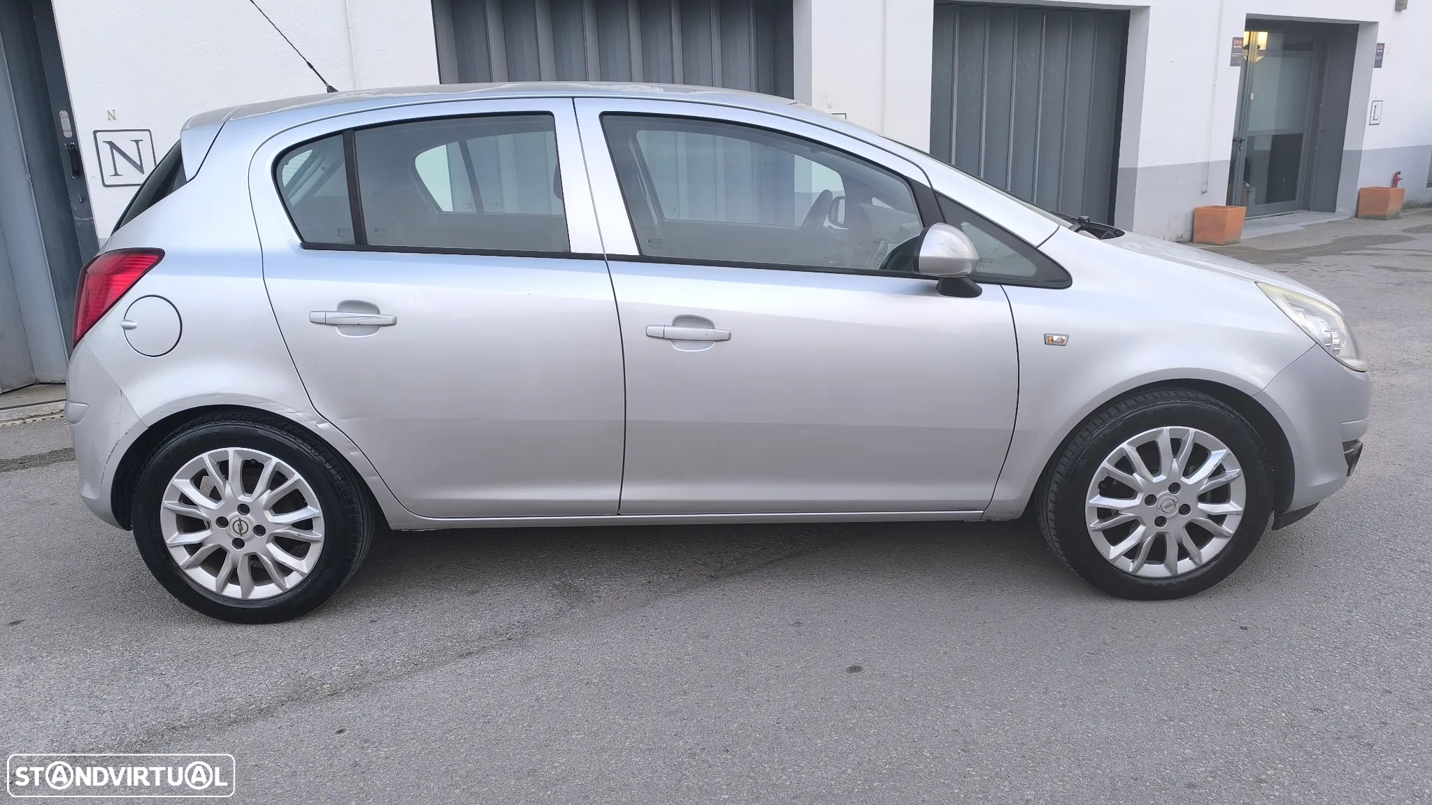 Opel Corsa 1.2 Cosmo - 21