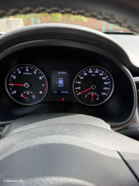 Kia Stonic 1.0 T-GDI TX - 13