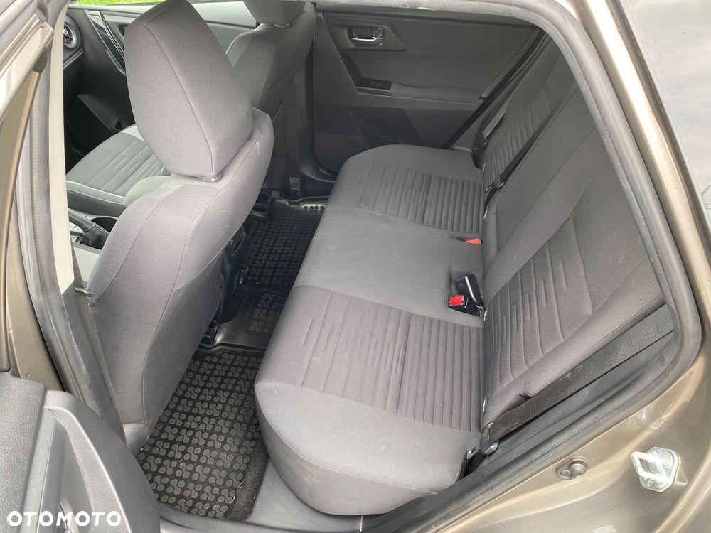 Toyota Auris 1.6 Premium - 20