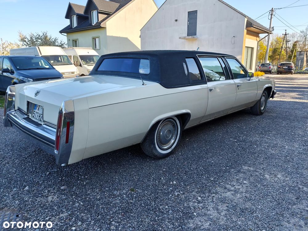 Cadillac Inny - 4