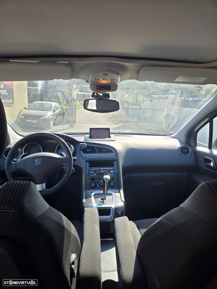 Peugeot 5008 HDI FAP 110 EGS6 Premium - 7