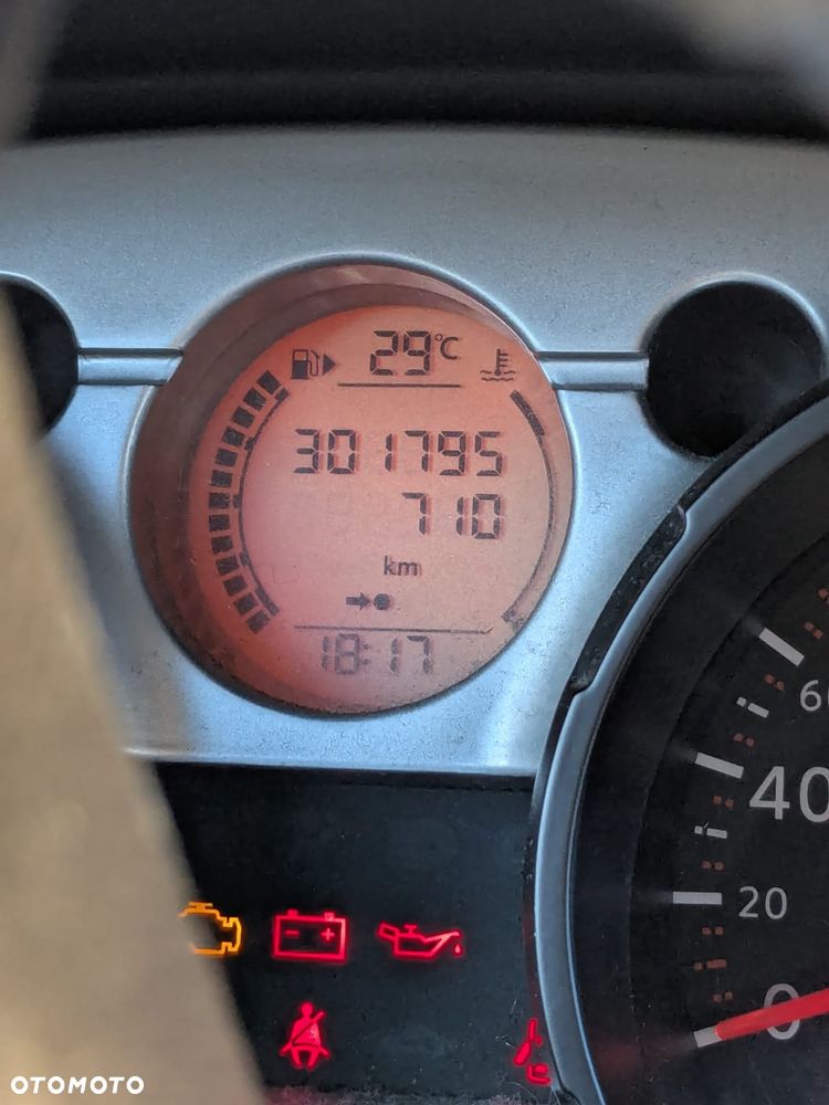 Nissan Qashqai 2.0 4x4 Acenta - 26