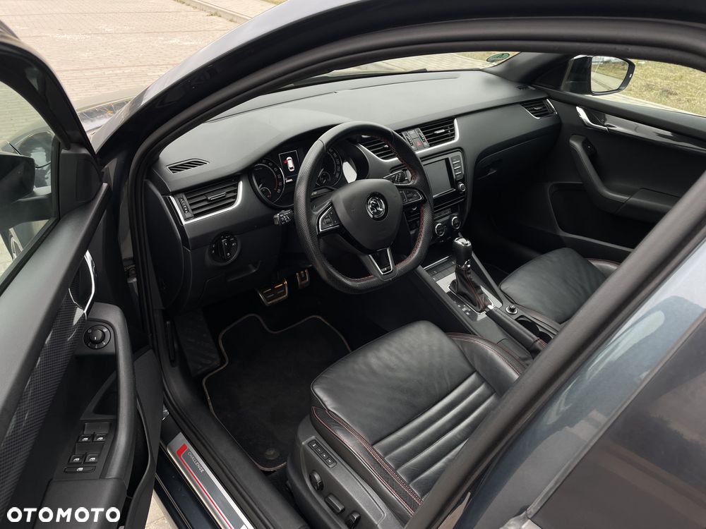 Skoda Octavia 2.0 TDI SCR RS DSG - 8