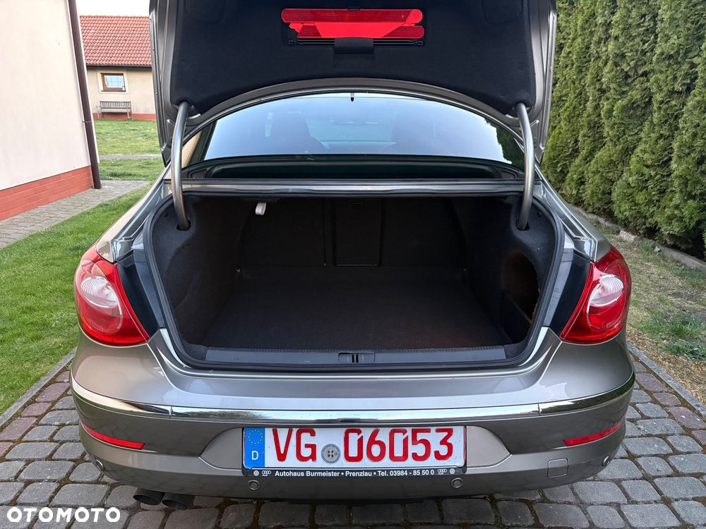 Volkswagen Passat CC - 4
