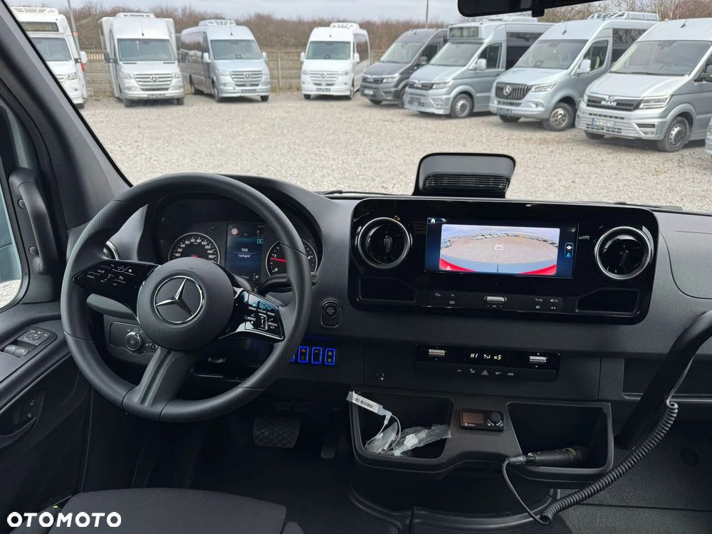 Mercedes-Benz Spritner 519 - 11