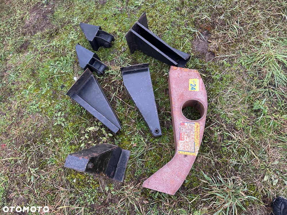 Land Rover Defender - 10