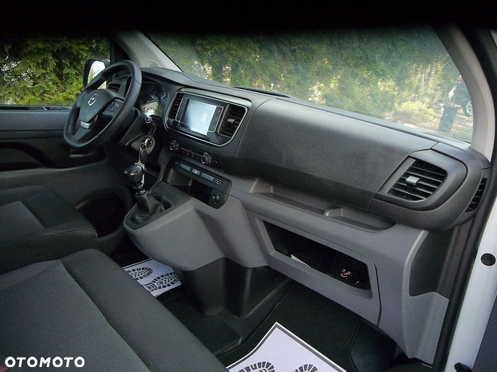Opel Vivaro - 33