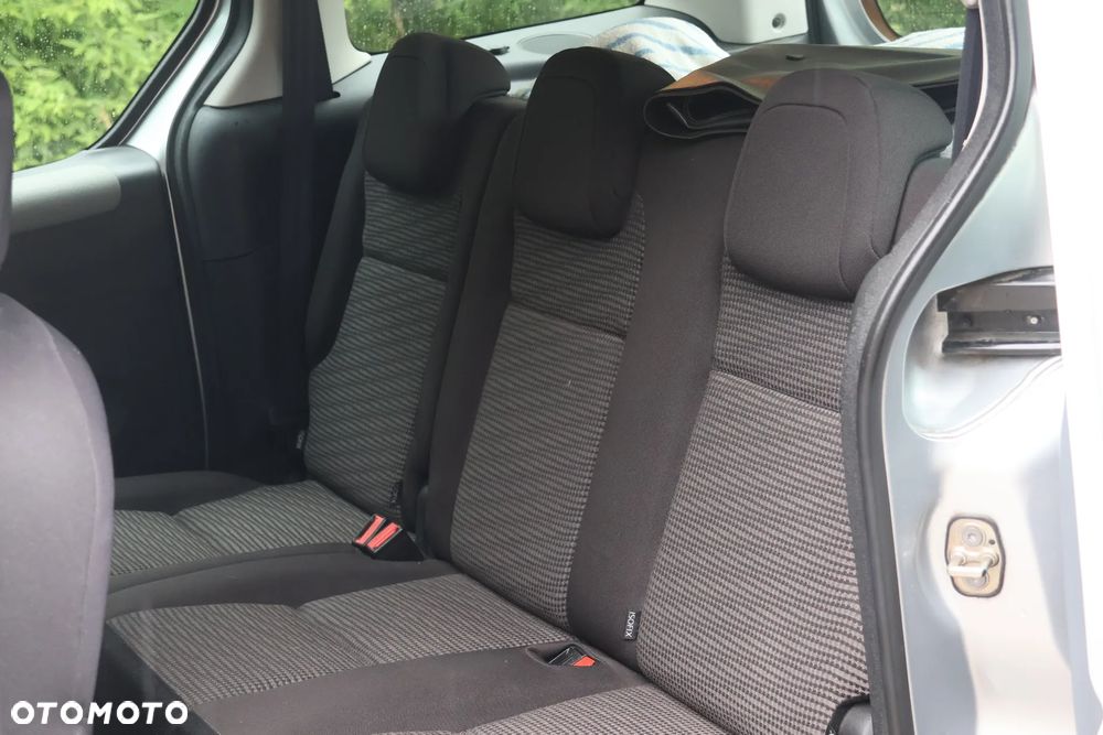 Peugeot Partner 1.6 HDi Outdoor - 17