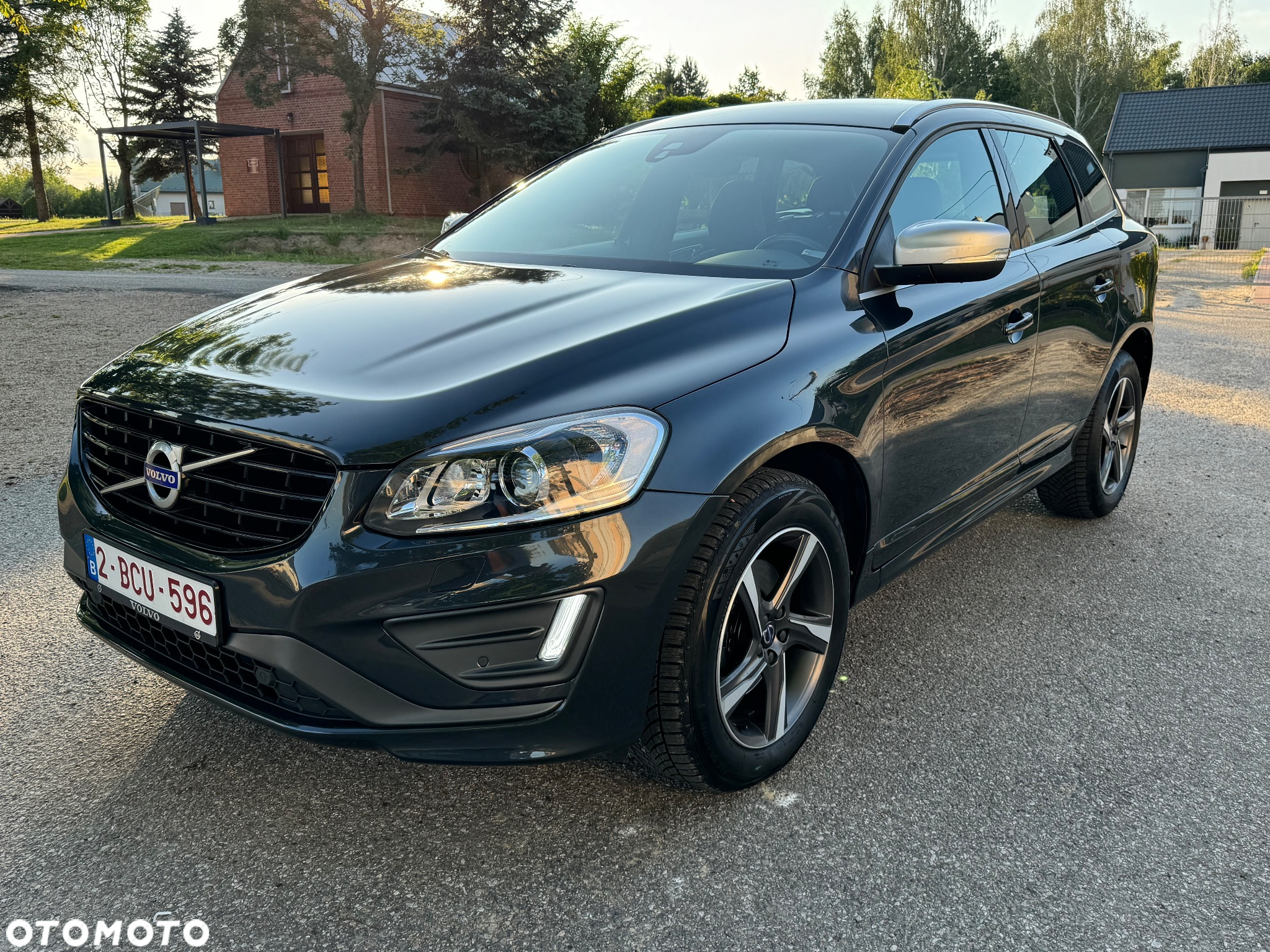 Volvo XC 60 D3 Drive-E R-Design Momentum - 9