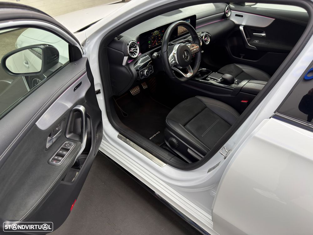 Mercedes-Benz A 250 e 8G-DCT Edition AMG Line - 11