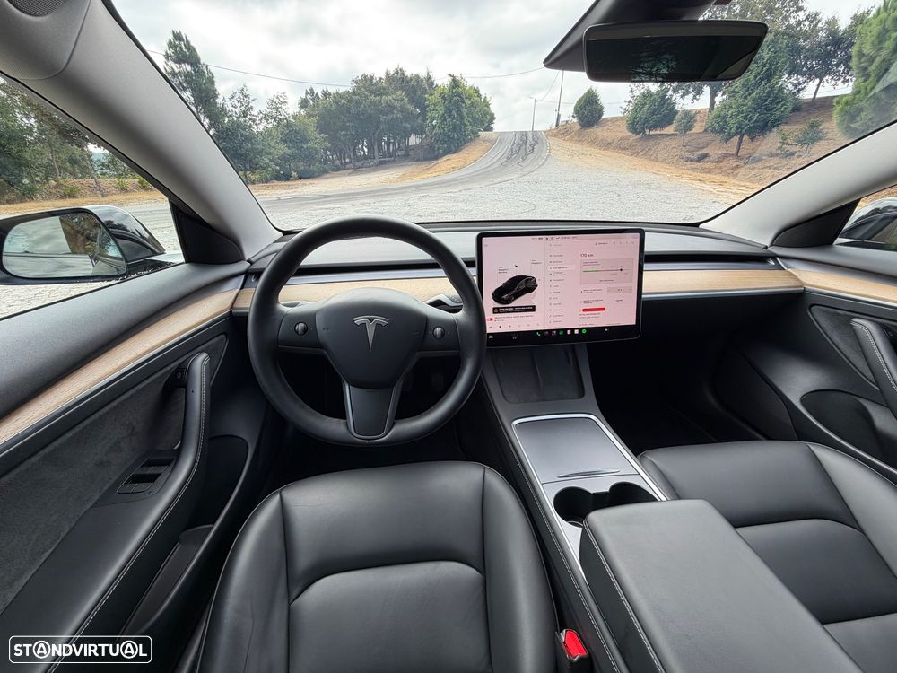 Tesla Model 3 Long Range Tração Traseira - 24