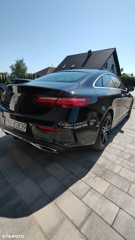 Mercedes-Benz Klasa E 400 4-Matic 9G-TRONIC - 7