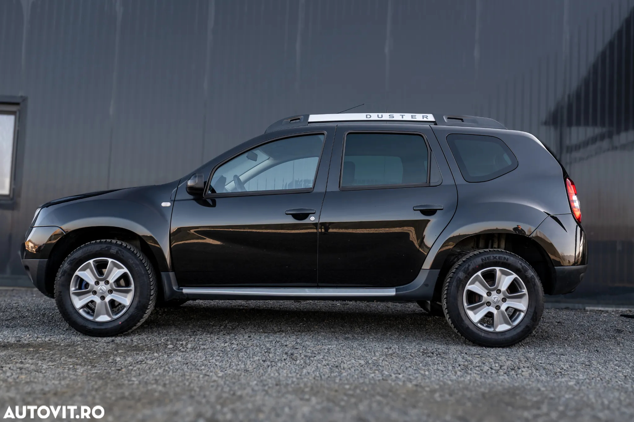Dacia Duster 1.2 TCe 4x2 Laureate - 2