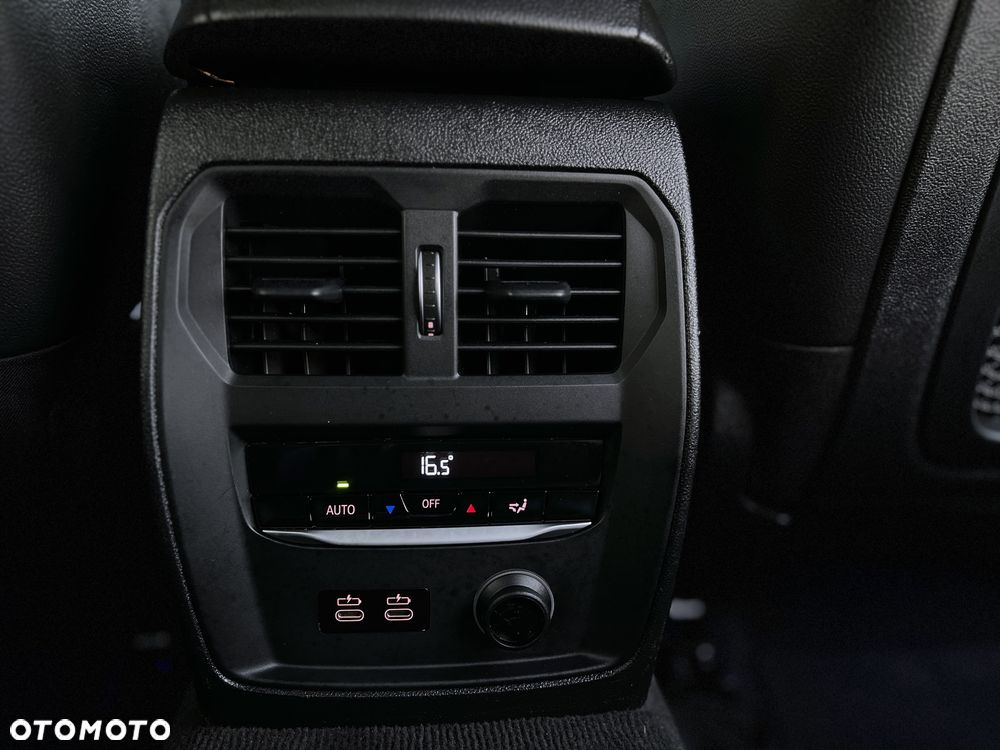 BMW Seria 3 320d Sport Line Shadow sport - 39